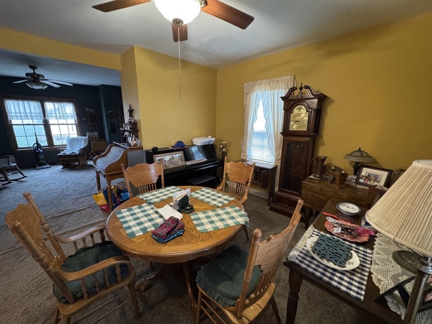 27375 IL Rt 40, Chadwick, Illinois 61014, 4 Bedrooms Bedrooms, ,2 BathroomsBathrooms,House,For Sale,IL Rt 40,202507302