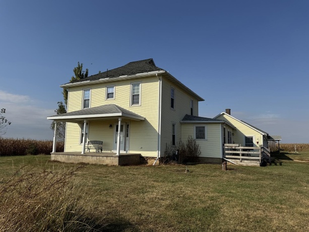 27375 IL Rt 40, Chadwick, Illinois 61014, 4 Bedrooms Bedrooms, ,2 BathroomsBathrooms,House,For Sale,IL Rt 40,202507302