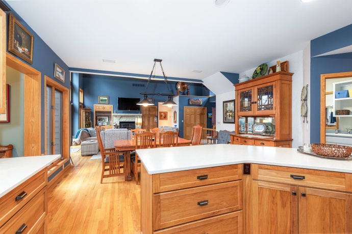 15 Talisman, GALENA, Illinois 61036, 4 Bedrooms Bedrooms, ,4 BathroomsBathrooms,House,For Sale,Talisman,202507303