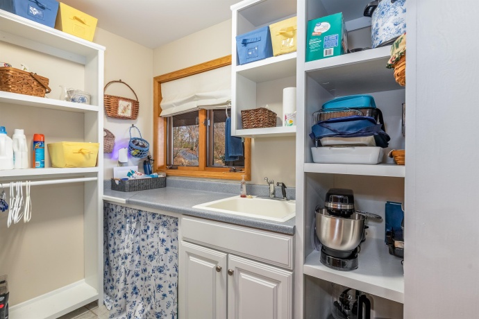 15 Talisman, GALENA, Illinois 61036, 4 Bedrooms Bedrooms, ,4 BathroomsBathrooms,House,For Sale,Talisman,202507303