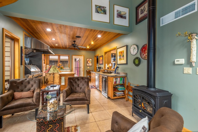 15 Talisman, GALENA, Illinois 61036, 4 Bedrooms Bedrooms, ,4 BathroomsBathrooms,House,For Sale,Talisman,202507303