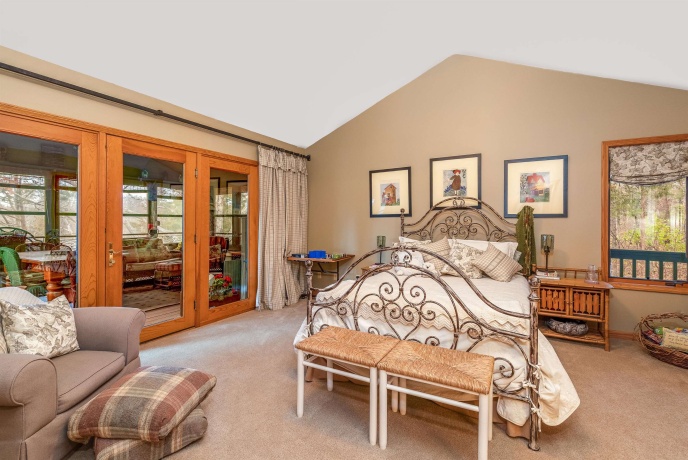 15 Talisman, GALENA, Illinois 61036, 4 Bedrooms Bedrooms, ,4 BathroomsBathrooms,House,For Sale,Talisman,202507303