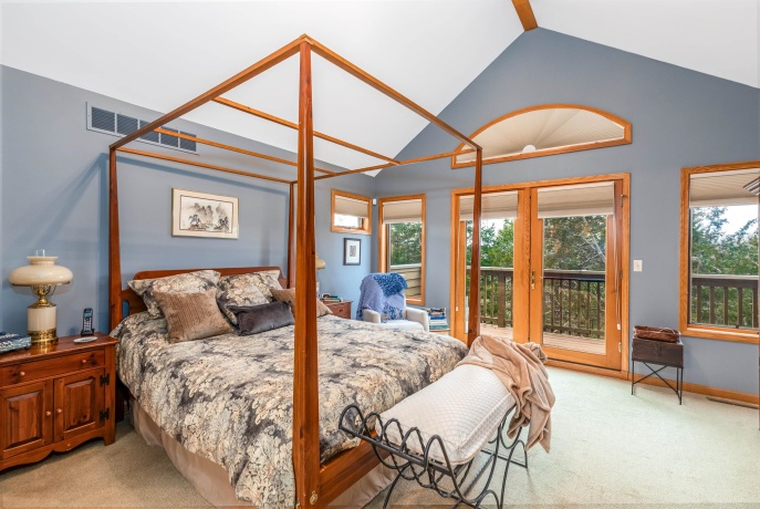 15 Talisman, GALENA, Illinois 61036, 4 Bedrooms Bedrooms, ,4 BathroomsBathrooms,House,For Sale,Talisman,202507303