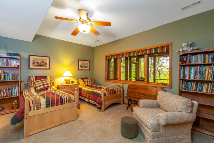 15 Talisman, GALENA, Illinois 61036, 4 Bedrooms Bedrooms, ,4 BathroomsBathrooms,House,For Sale,Talisman,202507303