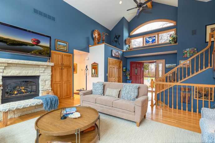 15 Talisman, GALENA, Illinois 61036, 4 Bedrooms Bedrooms, ,4 BathroomsBathrooms,House,For Sale,Talisman,202507303