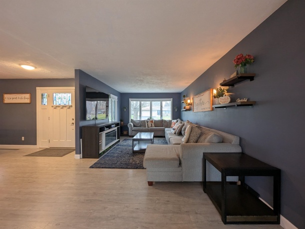 9639 SQUIRE, BELVIDERE, Illinois 61008, 4 Bedrooms Bedrooms, ,2 BathroomsBathrooms,House,For Sale,SQUIRE,202507305