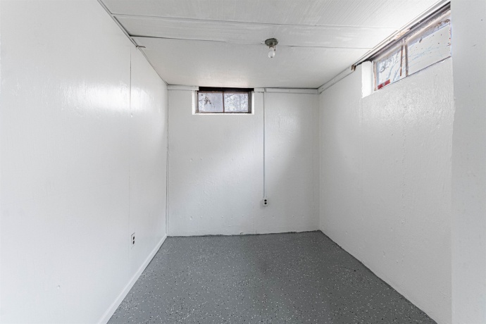 807 Indiana, ROCKFORD, Illinois 61102, 3 Bedrooms Bedrooms, ,1 BathroomBathrooms,House,For Sale,Indiana,202507307