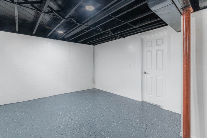 807 Indiana, ROCKFORD, Illinois 61102, 3 Bedrooms Bedrooms, ,1 BathroomBathrooms,House,For Sale,Indiana,202507307