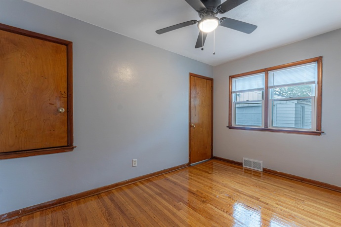 807 Indiana, ROCKFORD, Illinois 61102, 3 Bedrooms Bedrooms, ,1 BathroomBathrooms,House,For Sale,Indiana,202507307