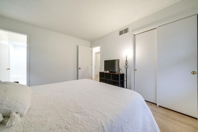 1630 River Bluff, ROCKFORD, Illinois 61103, 3 Bedrooms Bedrooms, ,2 BathroomsBathrooms,House,For Sale,River Bluff,202507309