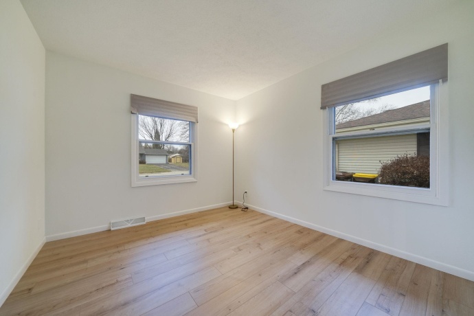 1630 River Bluff, ROCKFORD, Illinois 61103, 3 Bedrooms Bedrooms, ,2 BathroomsBathrooms,House,For Sale,River Bluff,202507309