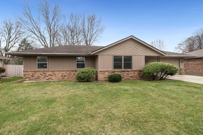 1630 River Bluff, ROCKFORD, Illinois 61103, 3 Bedrooms Bedrooms, ,2 BathroomsBathrooms,House,For Sale,River Bluff,202507309