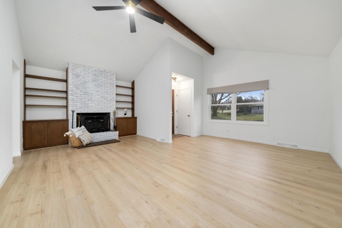 1630 River Bluff, ROCKFORD, Illinois 61103, 3 Bedrooms Bedrooms, ,2 BathroomsBathrooms,House,For Sale,River Bluff,202507309