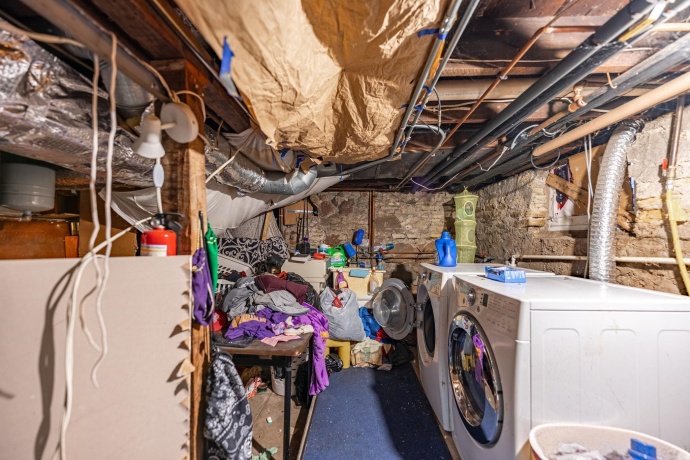 917 Locust, BELVIDERE, Illinois 61008, ,5+ Units,For Sale,Locust,202507314