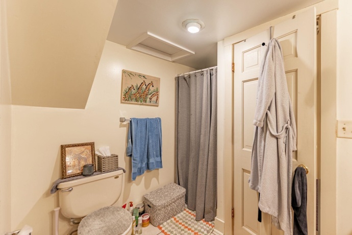 917 Locust, BELVIDERE, Illinois 61008, ,5+ Units,For Sale,Locust,202507314