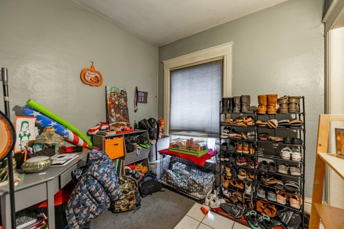 917 Locust, BELVIDERE, Illinois 61008, ,5+ Units,For Sale,Locust,202507314