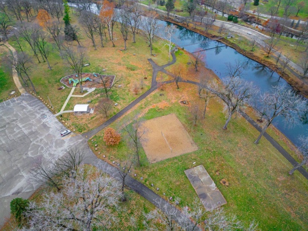 917 Locust, BELVIDERE, Illinois 61008, ,5+ Units,For Sale,Locust,202507314