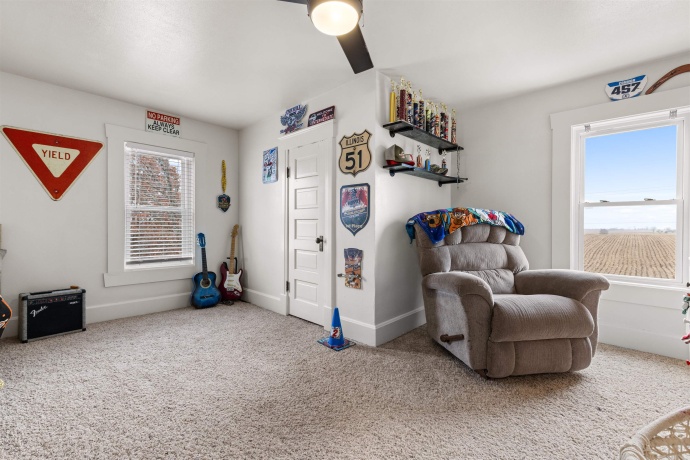 16437 EDWARDSVILLE, PECATONICA, Illinois 61063, 3 Bedrooms Bedrooms, ,2 BathroomsBathrooms,House,For Sale,EDWARDSVILLE,202507310