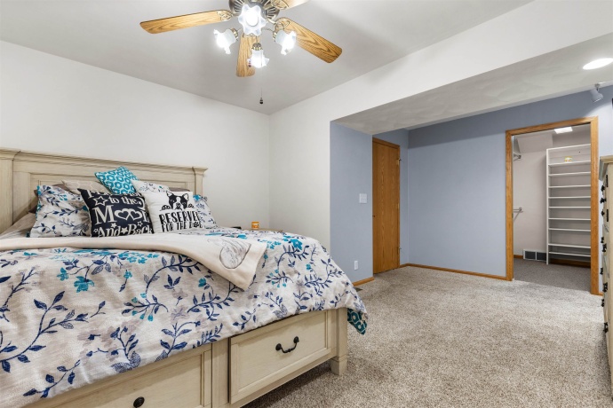 2239 Ohio, ROCKFORD, Illinois 61108, 3 Bedrooms Bedrooms, ,2 BathroomsBathrooms,House,For Sale,Ohio,202507311