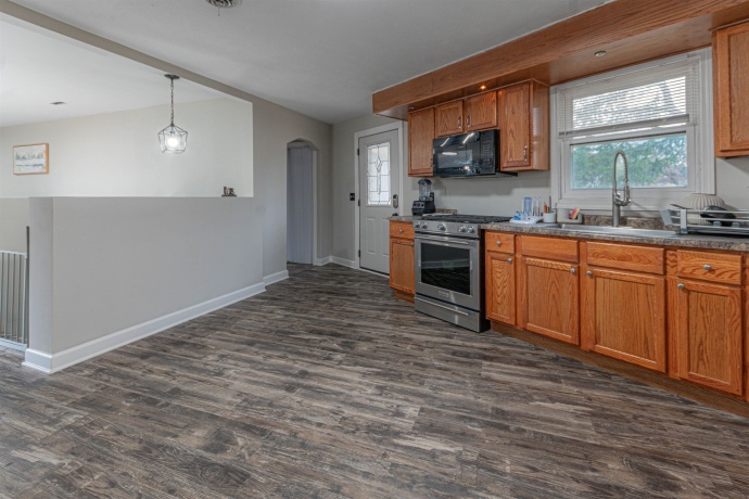 3535 Latham, ROCKFORD, Illinois 61103, 3 Bedrooms Bedrooms, ,1 BathroomBathrooms,House,For Sale,Latham,202507313