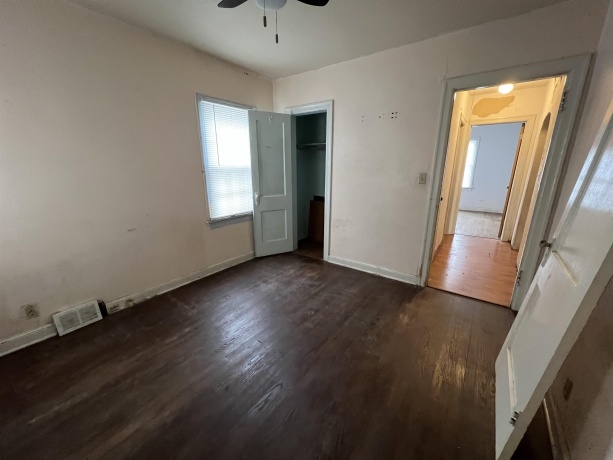 2923 Kenmore, ROCKFORD, Illinois 61101, 2 Bedrooms Bedrooms, ,1 BathroomBathrooms,House,For Sale,Kenmore,202507315