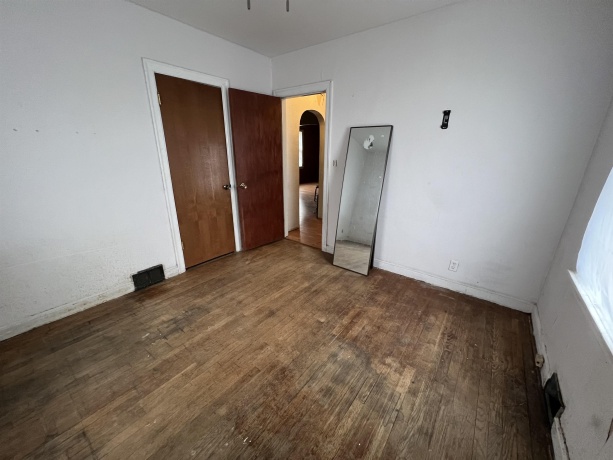 2923 Kenmore, ROCKFORD, Illinois 61101, 2 Bedrooms Bedrooms, ,1 BathroomBathrooms,House,For Sale,Kenmore,202507315