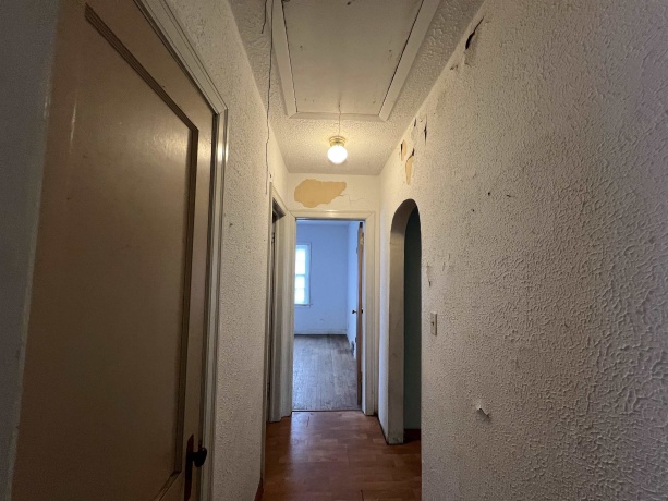 2923 Kenmore, ROCKFORD, Illinois 61101, 2 Bedrooms Bedrooms, ,1 BathroomBathrooms,House,For Sale,Kenmore,202507315