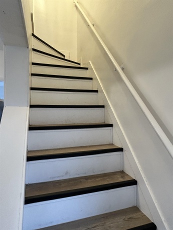 404 4th, MENDOTA, Illinois 61342, 2 Bedrooms Bedrooms, ,1 BathroomBathrooms,House,For Sale,4th,202507316