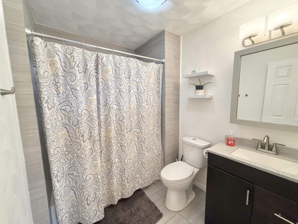 8432 Ravere, MACHESNEY PARK, Illinois 61115, 4 Bedrooms Bedrooms, ,3 BathroomsBathrooms,House,For Sale,Ravere,202507317