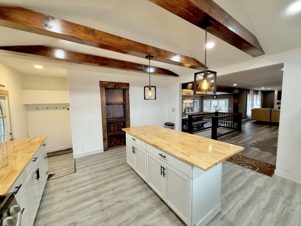 8432 Ravere, MACHESNEY PARK, Illinois 61115, 4 Bedrooms Bedrooms, ,3 BathroomsBathrooms,House,For Sale,Ravere,202507317