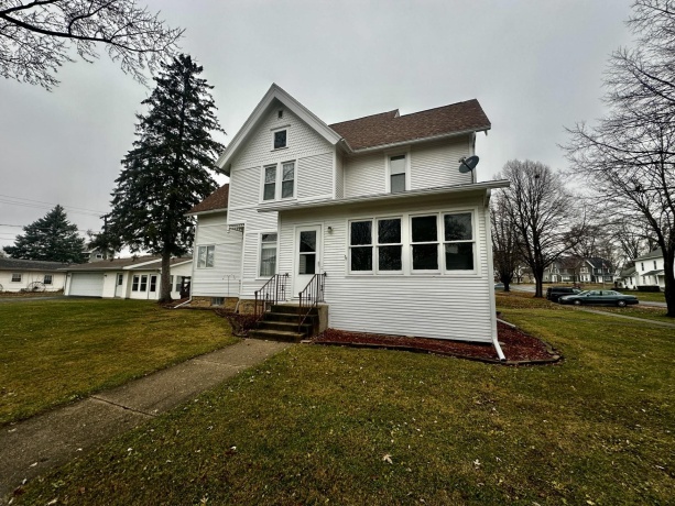 501 Holcomb, MILLEDGEVILLE, Illinois 61051, 3 Bedrooms Bedrooms, ,1 BathroomBathrooms,House,For Sale,Holcomb,202507318