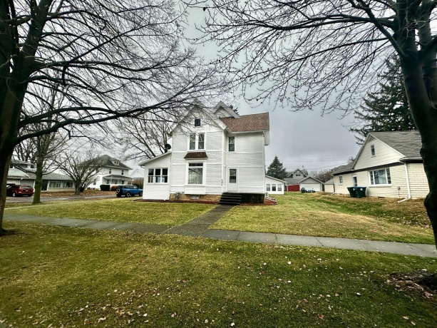 501 Holcomb, MILLEDGEVILLE, Illinois 61051, 3 Bedrooms Bedrooms, ,1 BathroomBathrooms,House,For Sale,Holcomb,202507318