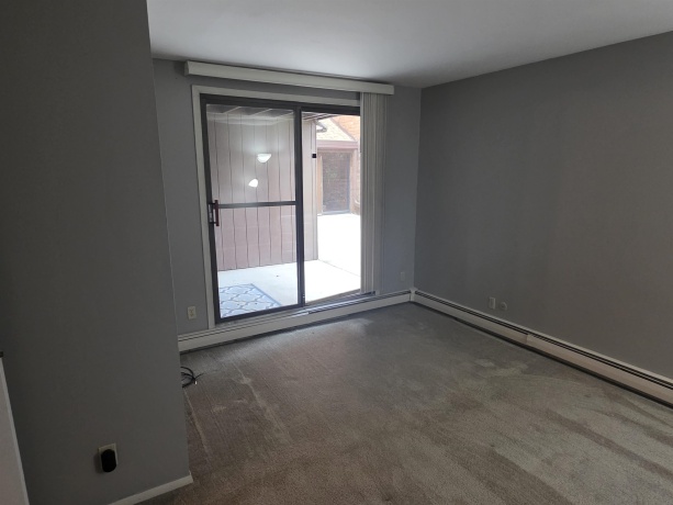 2929 SUNNYSIDE DR UNIT 123B, ROCKFORD, Illinois 61114, 1 Bedroom Bedrooms, ,1 BathroomBathrooms,Condominium,For Sale,SUNNYSIDE DR UNIT 123B,202507319
