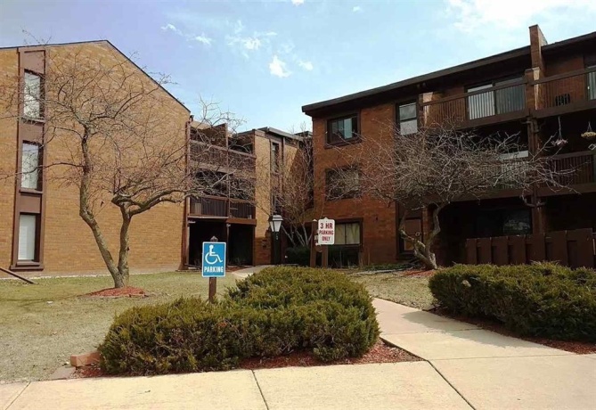 2929 SUNNYSIDE DR UNIT 123B, ROCKFORD, Illinois 61114, 1 Bedroom Bedrooms, ,1 BathroomBathrooms,Condominium,For Sale,SUNNYSIDE DR UNIT 123B,202507319