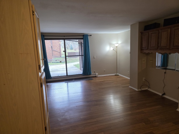 2929 SUNNYSIDE DR UNIT 123B, ROCKFORD, Illinois 61114, 1 Bedroom Bedrooms, ,1 BathroomBathrooms,Condominium,For Sale,SUNNYSIDE DR UNIT 123B,202507319