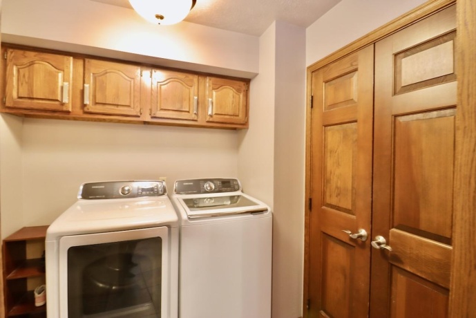 543 Fieldcrest, BELVIDERE, Illinois 61008, 3 Bedrooms Bedrooms, ,2 BathroomsBathrooms,House,For Sale,Fieldcrest,202507320