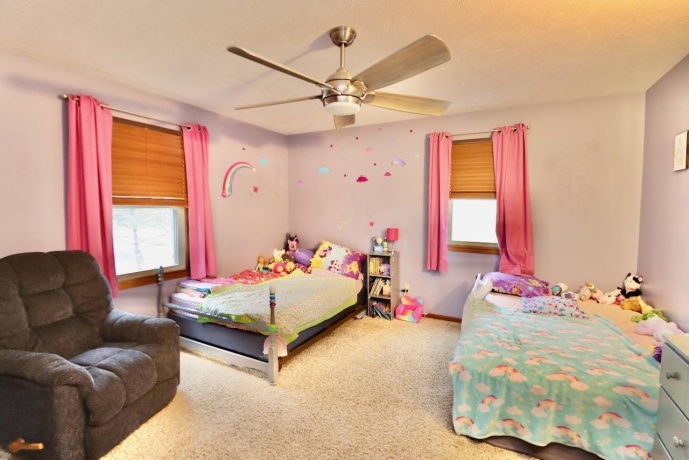 543 Fieldcrest, BELVIDERE, Illinois 61008, 3 Bedrooms Bedrooms, ,2 BathroomsBathrooms,House,For Sale,Fieldcrest,202507320