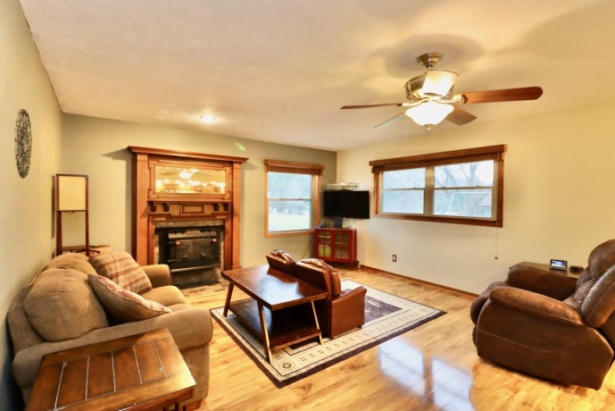 543 Fieldcrest, BELVIDERE, Illinois 61008, 3 Bedrooms Bedrooms, ,2 BathroomsBathrooms,House,For Sale,Fieldcrest,202507320