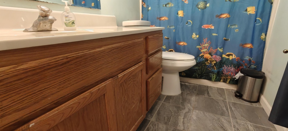 4515 Raven, ROCKFORD, Illinois 61107, 3 Bedrooms Bedrooms, ,2 BathroomsBathrooms,House,For Sale,Raven,202507323