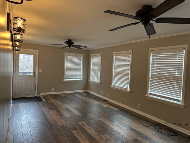 11027 HILLCREST, SAVANNA, Illinois 61074, 5 Bedrooms Bedrooms, ,2 BathroomsBathrooms,House,For Sale,HILLCREST,202507324