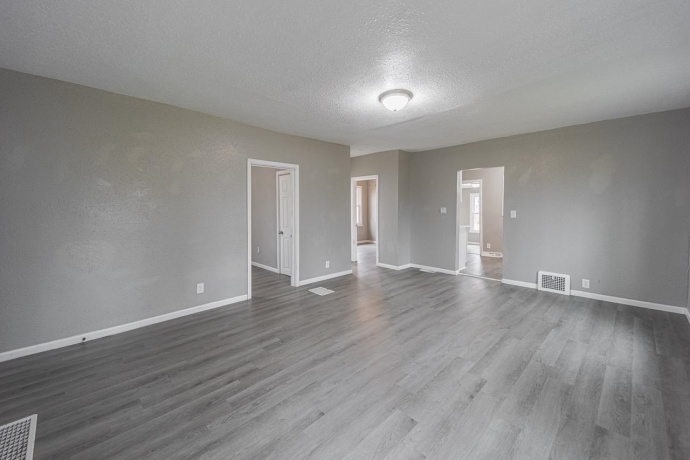 11783 Genessee, ROCKTON, Illinois 61072, 3 Bedrooms Bedrooms, ,1 BathroomBathrooms,House,For Sale,Genessee,202507325