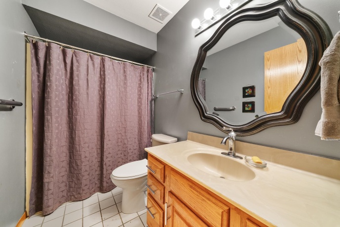 6521 Laurelwood, ROCKFORD, Illinois 61108, 3 Bedrooms Bedrooms, ,3 BathroomsBathrooms,House,For Sale,Laurelwood,202507326