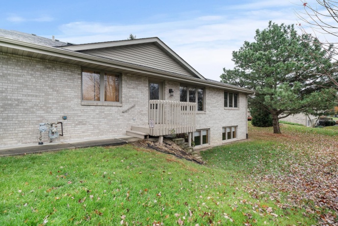 6521 Laurelwood, ROCKFORD, Illinois 61108, 3 Bedrooms Bedrooms, ,3 BathroomsBathrooms,House,For Sale,Laurelwood,202507326