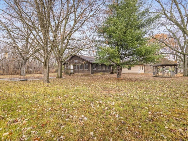 7774 Old River, ROCKFORD, Illinois 61103, 4 Bedrooms Bedrooms, ,3 BathroomsBathrooms,House,For Sale,Old River,202507327