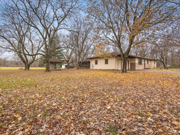 7774 Old River, ROCKFORD, Illinois 61103, 4 Bedrooms Bedrooms, ,3 BathroomsBathrooms,House,For Sale,Old River,202507327