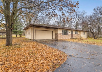 7774 Old River, ROCKFORD, Illinois 61103, 4 Bedrooms Bedrooms, ,3 BathroomsBathrooms,House,For Sale,Old River,202507327