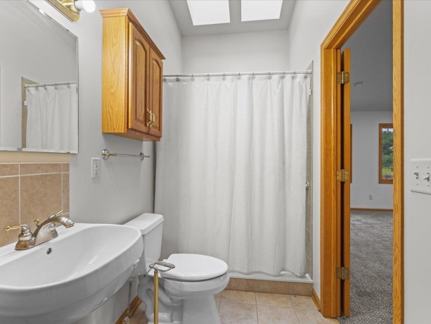 7774 Old River, ROCKFORD, Illinois 61103, 4 Bedrooms Bedrooms, ,3 BathroomsBathrooms,House,For Sale,Old River,202507327