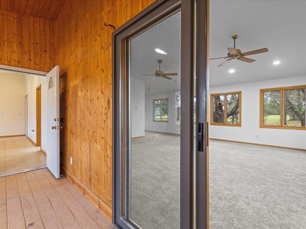 7774 Old River, ROCKFORD, Illinois 61103, 4 Bedrooms Bedrooms, ,3 BathroomsBathrooms,House,For Sale,Old River,202507327