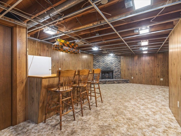 7774 Old River, ROCKFORD, Illinois 61103, 4 Bedrooms Bedrooms, ,3 BathroomsBathrooms,House,For Sale,Old River,202507327