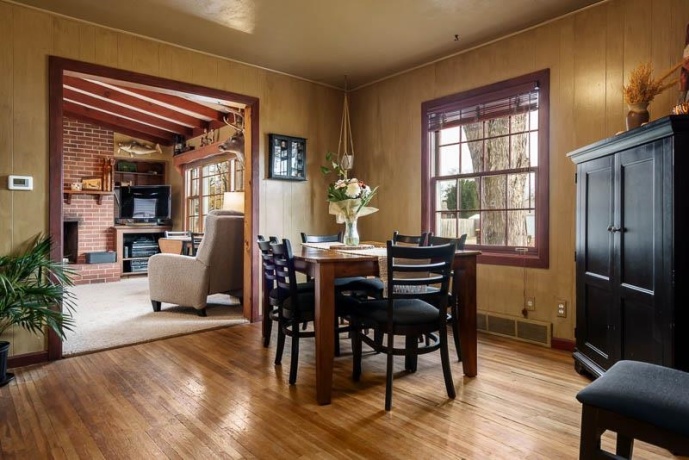 6408 1st, LOVES PARK, Illinois 61111, 4 Bedrooms Bedrooms, ,2 BathroomsBathrooms,House,For Sale,1st,202507328